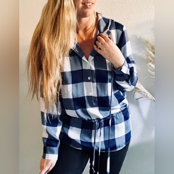 Michael Kors Blue White Checked Hooded Henley - Picture 4 of 8